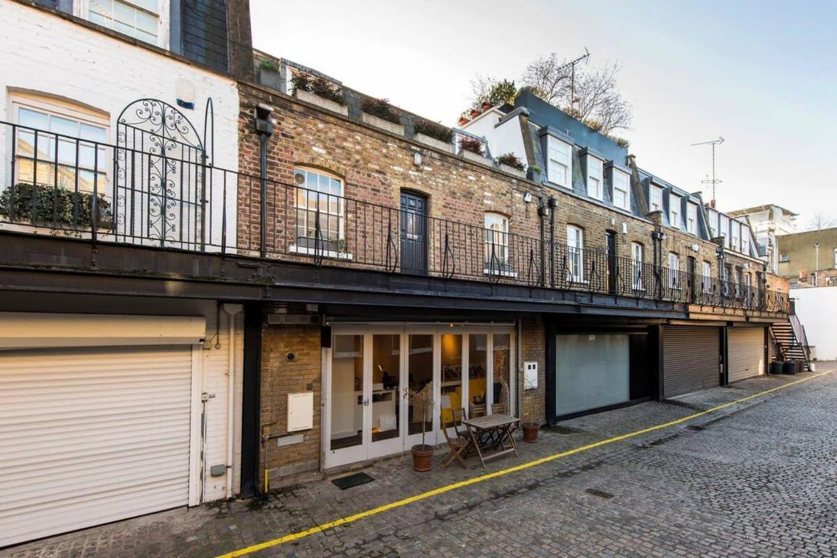 Idyllic Mews In Fantastic Location! Appartamento Londra